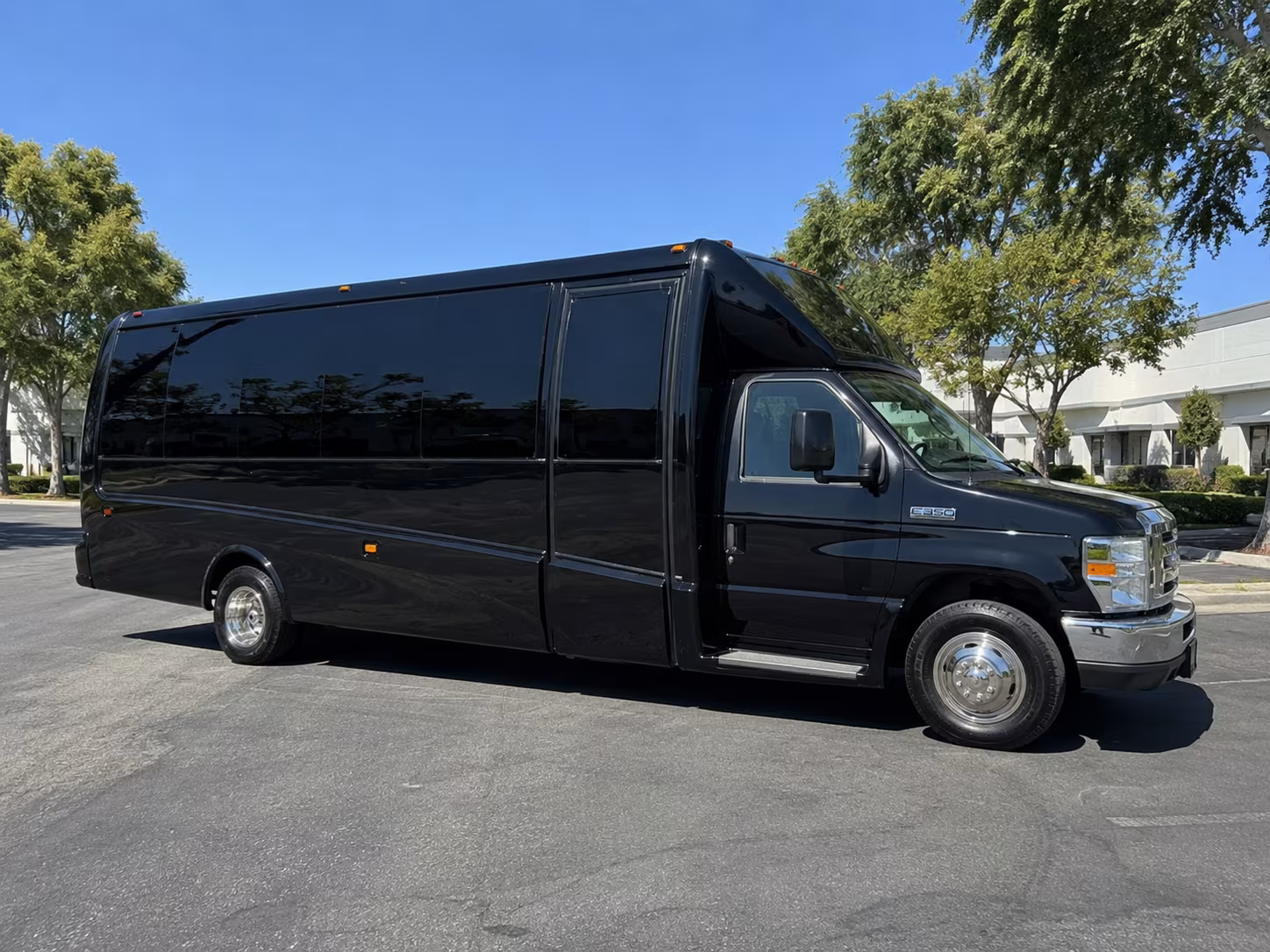 portland bus rentals