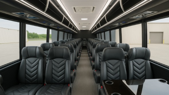 bellevue 28 passenger minibus